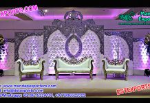 English Wedding Leather Tufted Panels For Sale English Wedding Leather Tufted Panels For Sale
