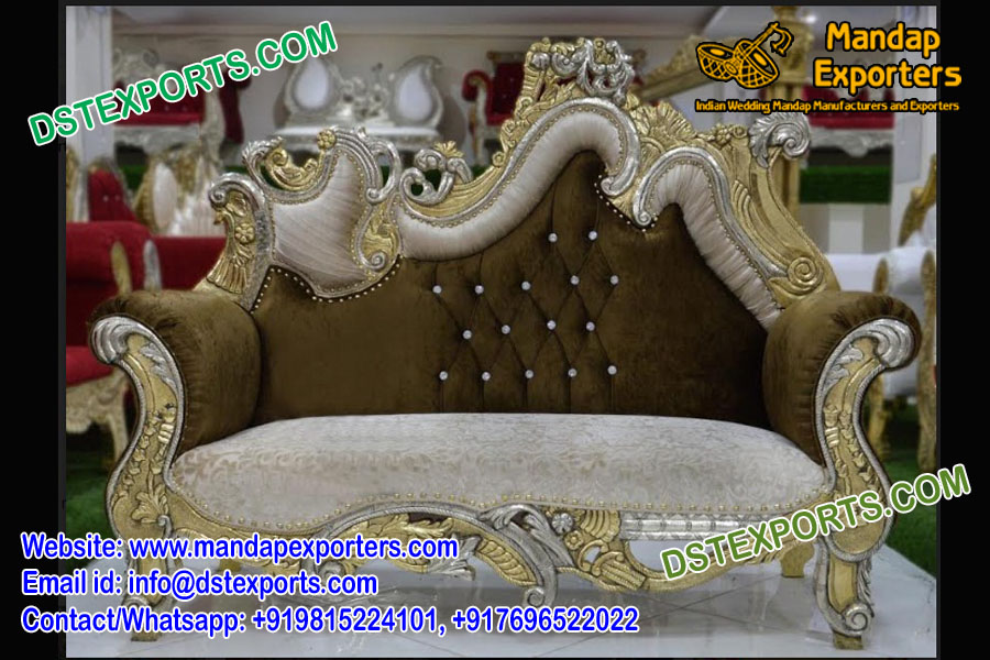 Famous Wedding Couch Of Boston