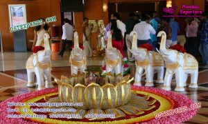 Small Elephant Fiber Statues for wedding