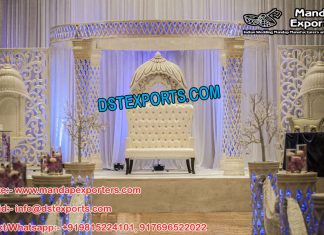 Dreamy Palazzo Crystal Mandap for Marriage Dreamy Palazzo Crystal Mandap for Marriage