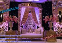 Nayab Walima Stage with Jhronka Panel Nayab Walima Stage with Jhronka Panel