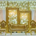 Glamorous Wedding Stage Decor With Candle Walls