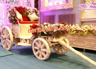 Trending Wedding Couple Entry Carriage