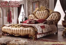 Antique Finish Royal Double Bed Design