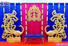 Golden FRP Peacock Statue for Wedding Decor