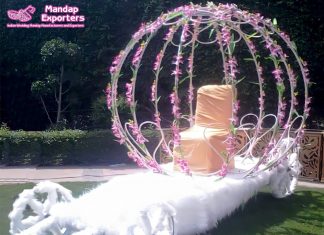 Floral Princess Wedding Bride Entry Carriage Floral Princess Wedding Bride Entry Carriage