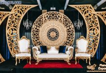 Stunning Wedding Stage Gold Medallion Frame