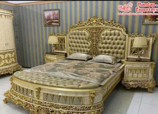 Handmade Queen Size Gold Carved Bed & Nightstand Handmade Queen Size Gold Carved Bed & Nightstand