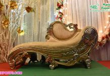 Classy Golden French Chaise For Wedding Stage Classy Golden French Chaise For Wedding Stage