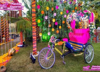 Decorative Rickshaw For Wedding Shoot Decorative Rickshaw For Wedding Shoot