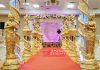 Decorated Golden FRP Crystal Walkway Pillars Decorated Golden FRP Crystal Walkway Pillars