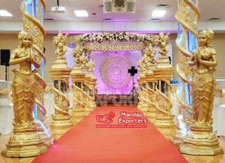Decorated Golden FRP Crystal Walkway Pillars Decorated Golden FRP Crystal Walkway Pillars