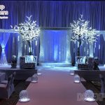 Dreamy White Palazzo Pillar Wedding Stage