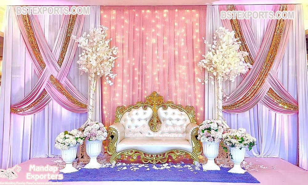 Luxurious Gold Carved Wedding Stage Couch