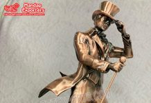 Handicraft Life Size Johnnie Walker Statue Handicraft Life Size Johnnie Walker Statue