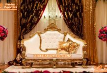 Traditional Golden Couch For Wedding Stage Traditional Golden Couch For Wedding Stage