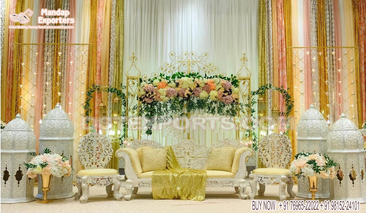 Gorgeous Asian Wedding Reception Stage Setup