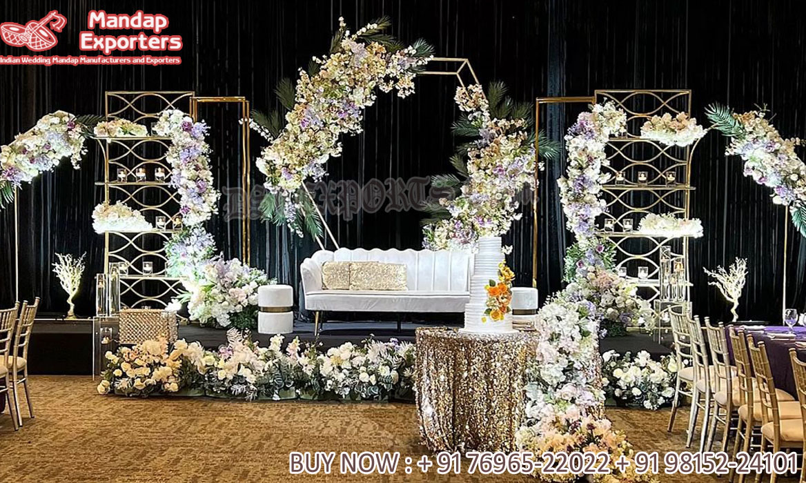 Stylish Wedding Decor Customized Metal Frames/Panels Stylish Wedding Decor Customized Metal Frames/Panels