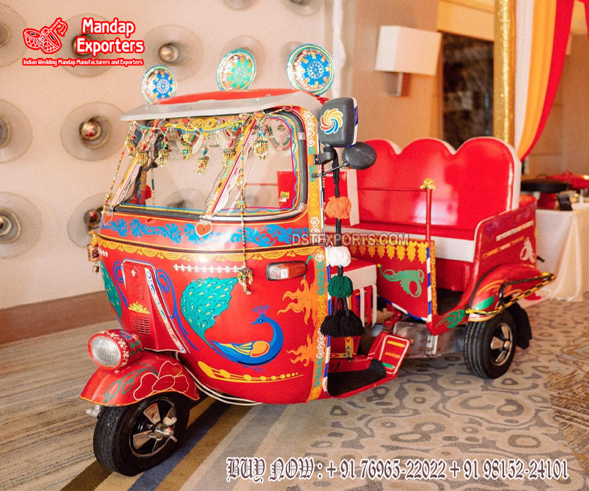 Pre-Wedding Photoshoot Auto Rickshaw Decor