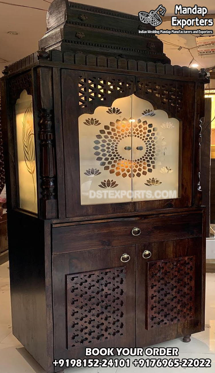 Fashionable Large Size Teak Wood Mandir