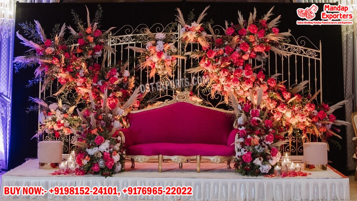 Trending Metal Gate For Wedding Stage Decoration