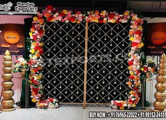 High Quality Metal Candle Walls For Festival Decor Wedding Mandaps Wedding Stages Wedding Furniture Horse Drawn Carriages Fiber Decoration Items Mehndi Sangeet and Haldi decor props
