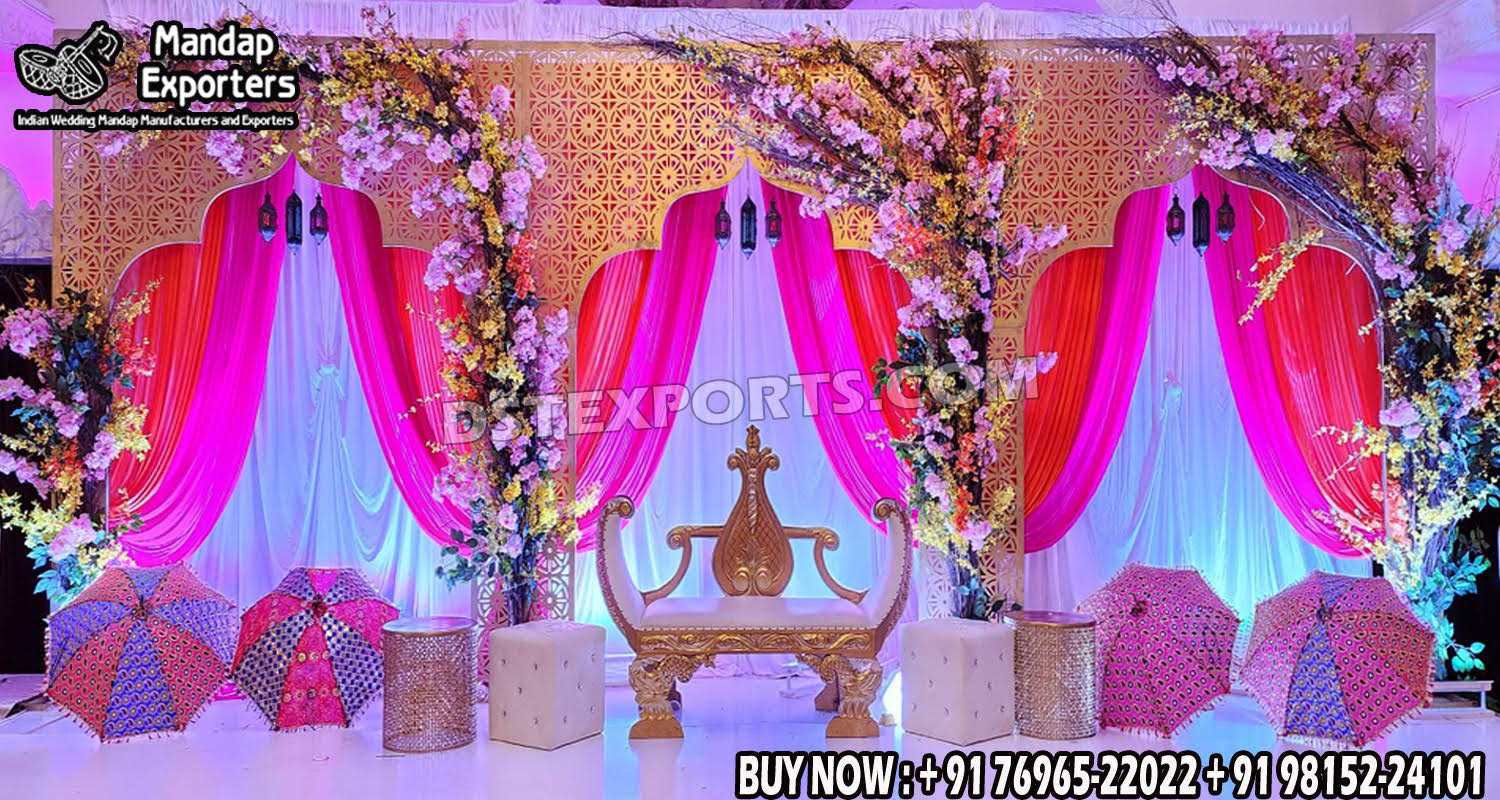 Wedding Mandaps Wedding Stages Wedding Furniture Horse Drawn Carriages Fiber Decoration Items Mehndi Sangeet and Haldi decor props