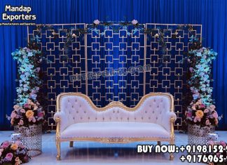 Graceful Wedding Stage Decor Candle Walls Screens Wedding Mandaps Wedding Stages Wedding Furniture Horse Drawn Carriages Fiber Decoration Items Mehndi Sangeet and Haldi decor props