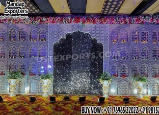 Stunning Indian Wedding Stage Mirror Backdrop Fiber Mandaps, Wooden Mandaps, Crystal Mandaps, Metal Mandaps, Mandap stage, Indian Mandaps, Modern mandaps, open mandap, Wooden Look Mandap, FRP Mandaps, Antique Mandaps, Brown Mandap, Wooden look fiber mandap