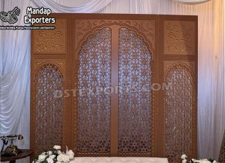 Rustic Theme Wooden Panel for Wedding Decor Wedding Mandaps Wedding Stages Wedding Furniture Horse Drawn Carriages Fiber Decoration Items Mehndi Sangeet and Haldi decor props