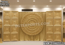 Traditional Indian Wedding Golden Backdrop Frames Germany Wedding Mandaps Wedding Stages Wedding Furniture Horse Drawn Carriages Fiber Decoration Items Mehndi Sangeet and Haldi decor props
