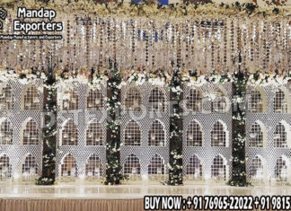 Traditional Mughal Style Jharokha Mirror Frame For Walima Decor Wedding Mandaps Wedding Stages Wedding Furniture Horse Drawn Carriages Fiber Decoration Items Mehndi Sangeet and Haldi decor props