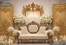 Luxury Golden Fiber Frames Panel for Stage Decor Wedding Mandaps Wedding Stages Wedding Furniture Horse Drawn Carriages Fiber Decoration Items Mehndi Sangeet and Haldi decor props