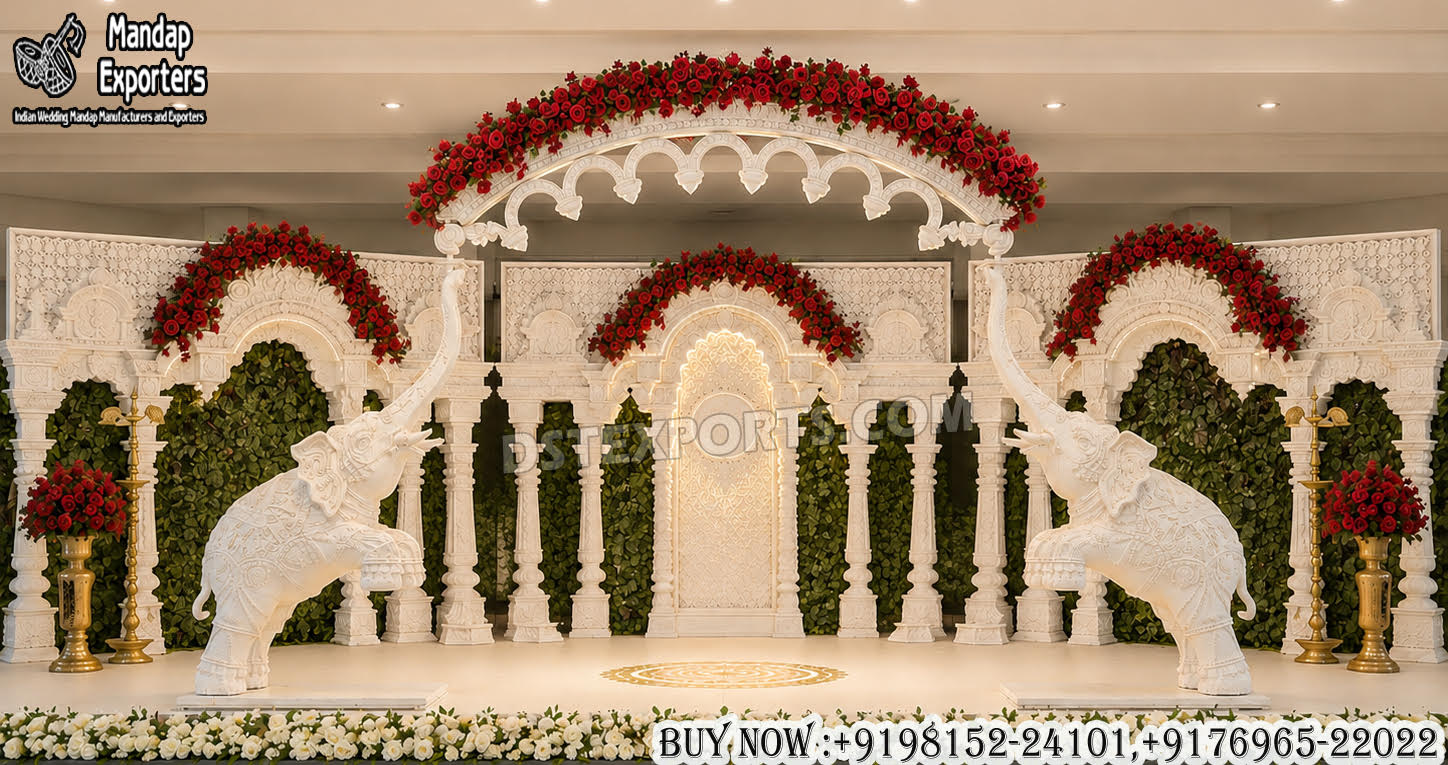 Royal Raj Mahal Style Indian Wedding Reception Stage